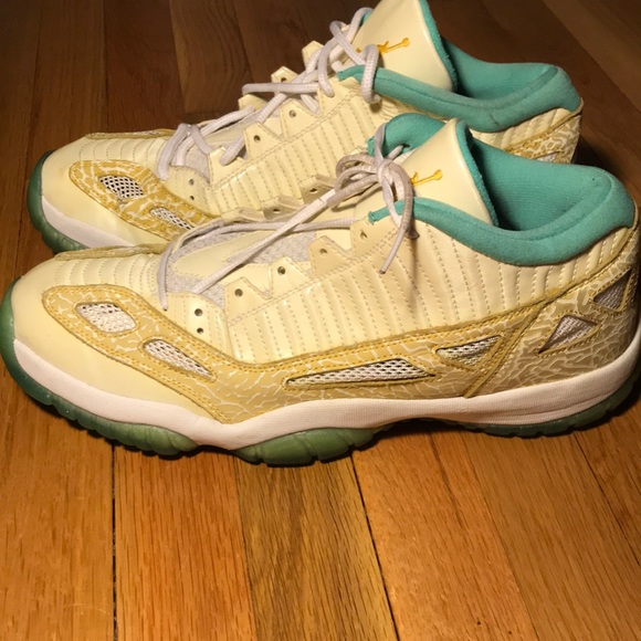 Jordan Other - 🔥Nike Air Jordan 11 ie Sneaker🔥